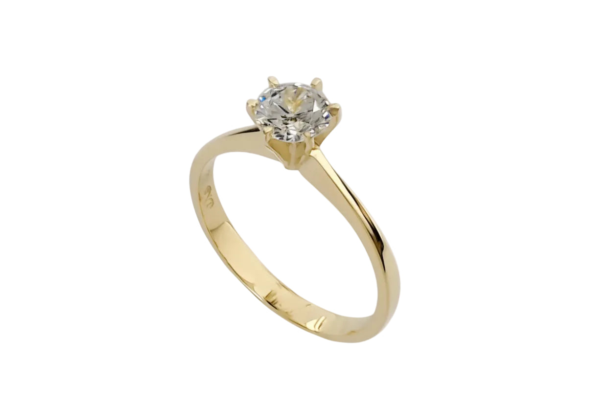 14K Gold Solitaire Ring with 6 Prongs