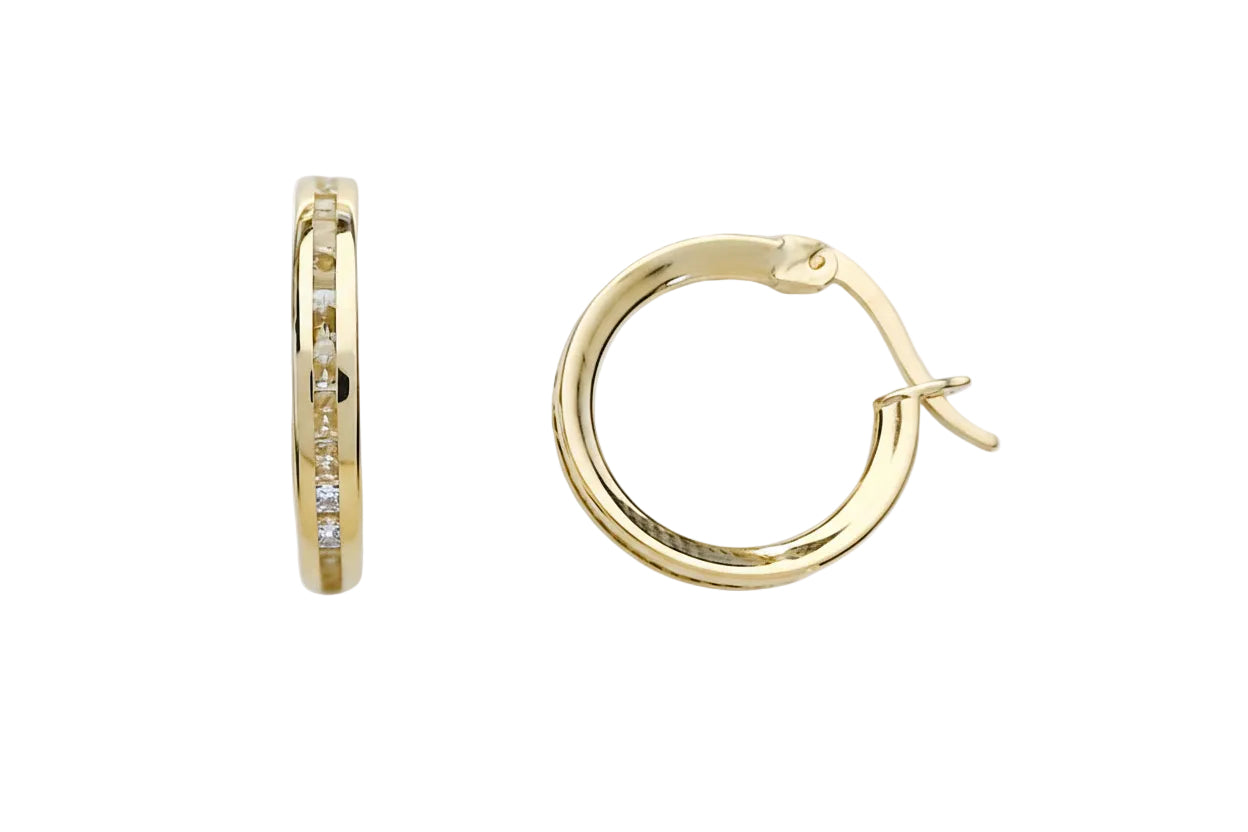 Χρυσά σκουλαρίκια κρίκοι με λευκά ζιργκόν