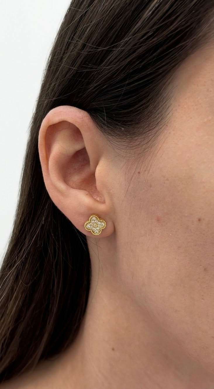 Elegant Gold Plated 925 Sterling Silver Four-Leaf Clover Clover Stud Earrings